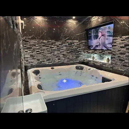 Spapurple95 Romantique Avec Jacuzzi Privatif Gonesse